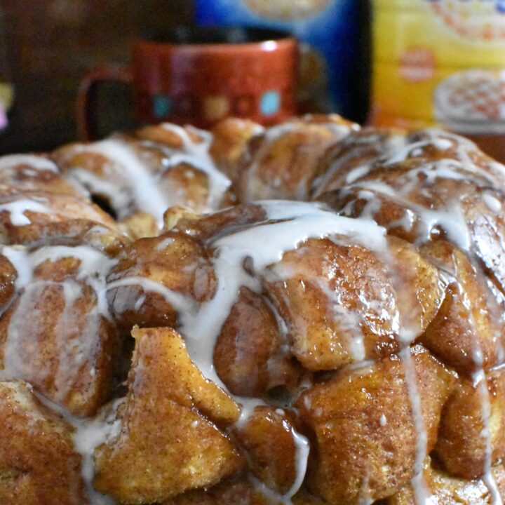 monkey bread with icing